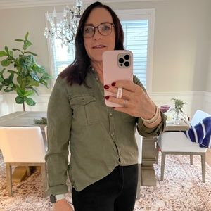 American Eagle Button up utility shirt